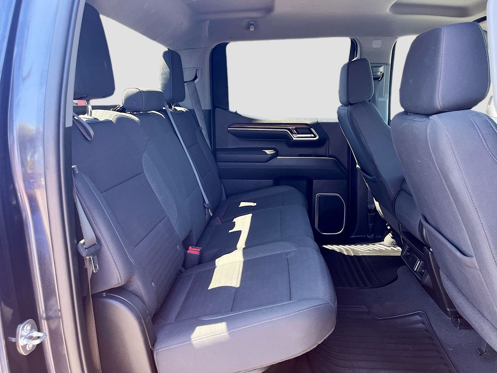 Used 2022 Gray Chevrolet LT image 26
