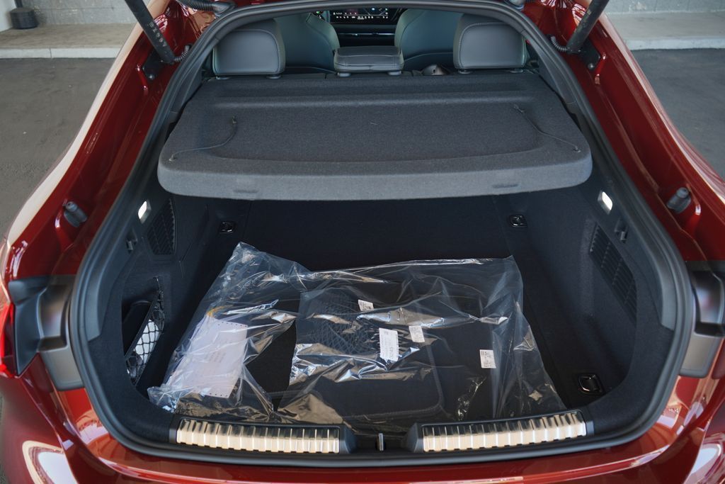 Thumbnail: 2025 Audi S5 - 11