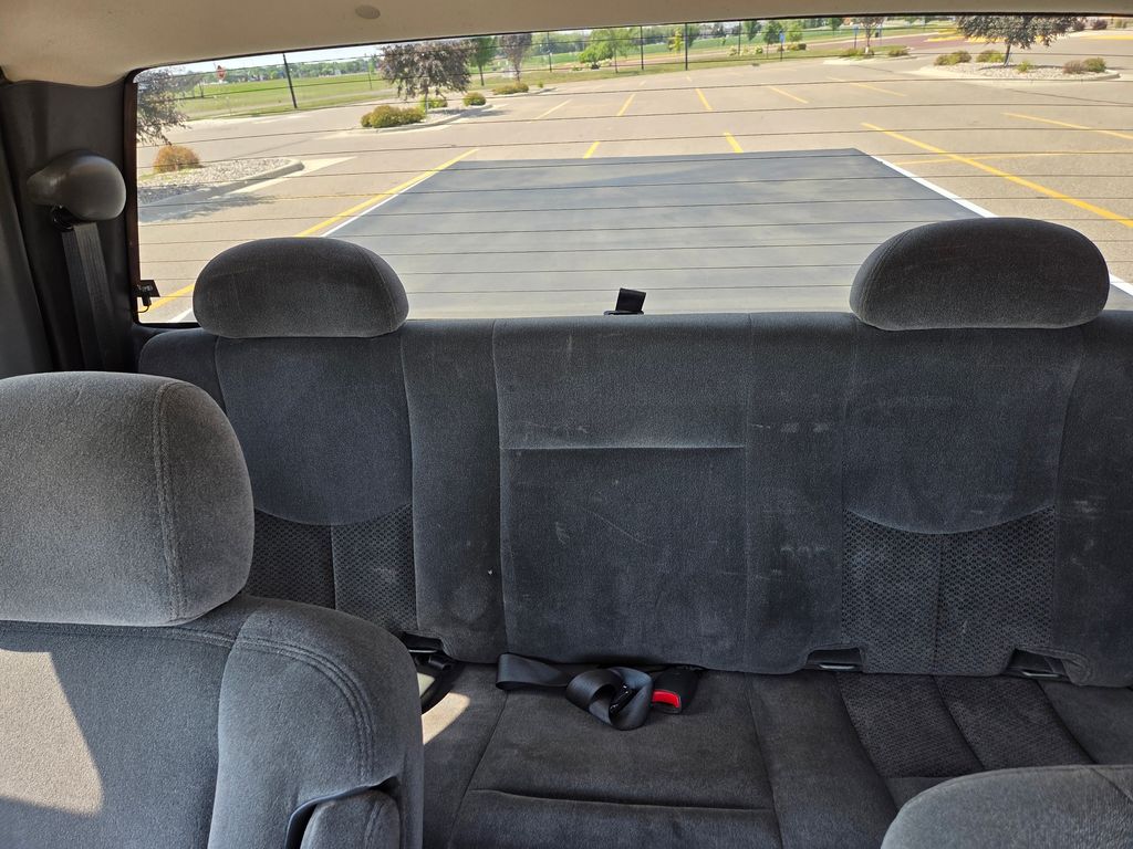 2005 Chevrolet Silverado 1500 LS