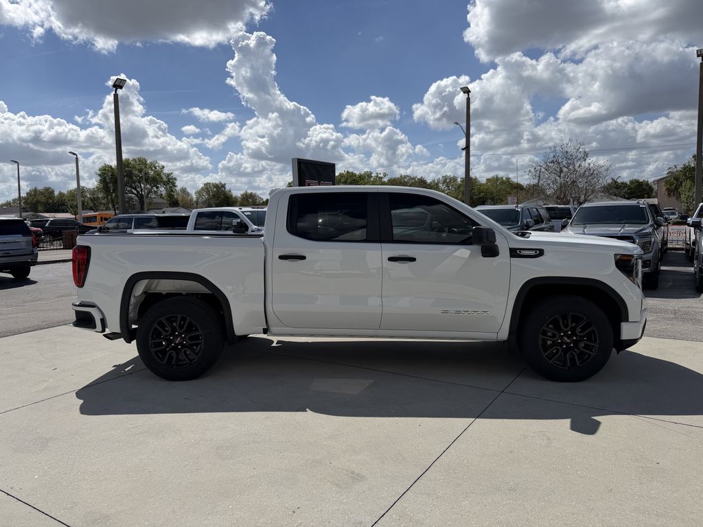 new 2025 GMC Sierra 1500 car, priced at $40,097