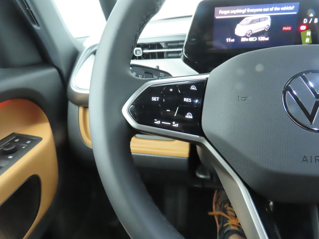 Thumbnail: 2025 Volkswagen ID.Buzz - 11