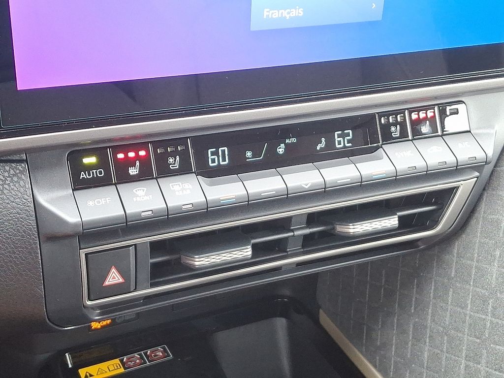 Thumbnail: 2025 Toyota Camry - 17
