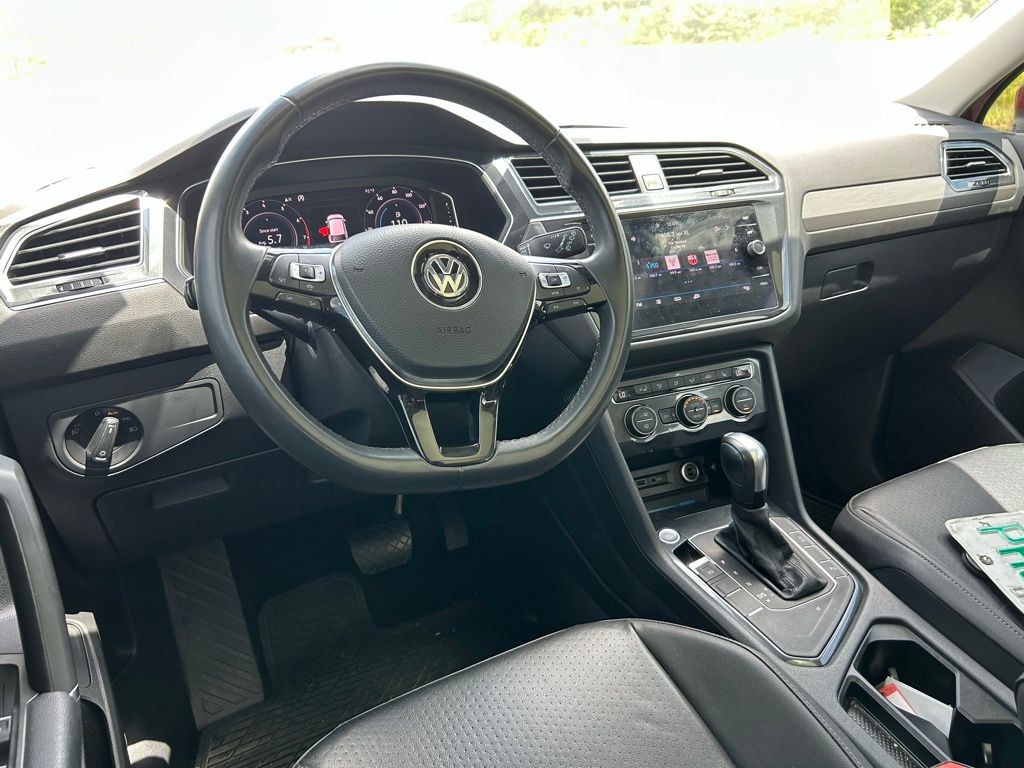 Thumbnail: 2020 Volkswagen Tiguan - 12