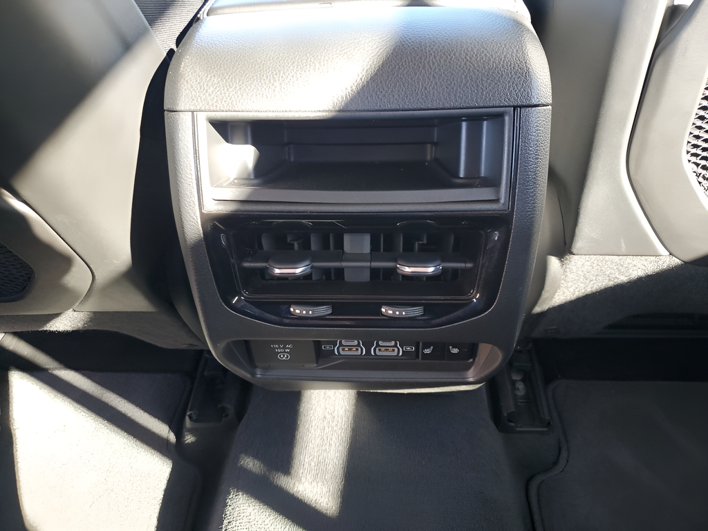 Used Car 2024 Jeep Grand Cherokee  Limited For Sale Under $40,000 In Austin, Texas