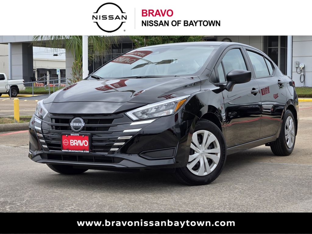 2025 Nissan Versa 1.6 S