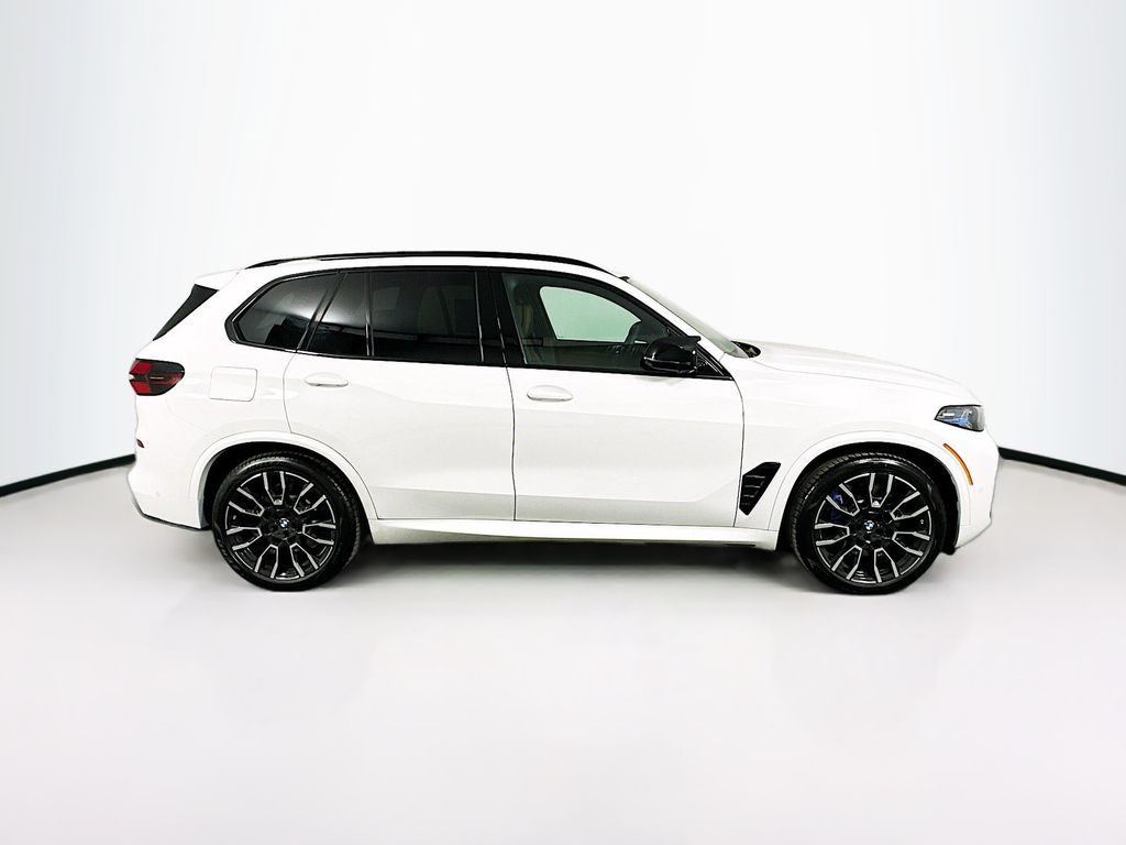 2025 BMW X5 M60i 4