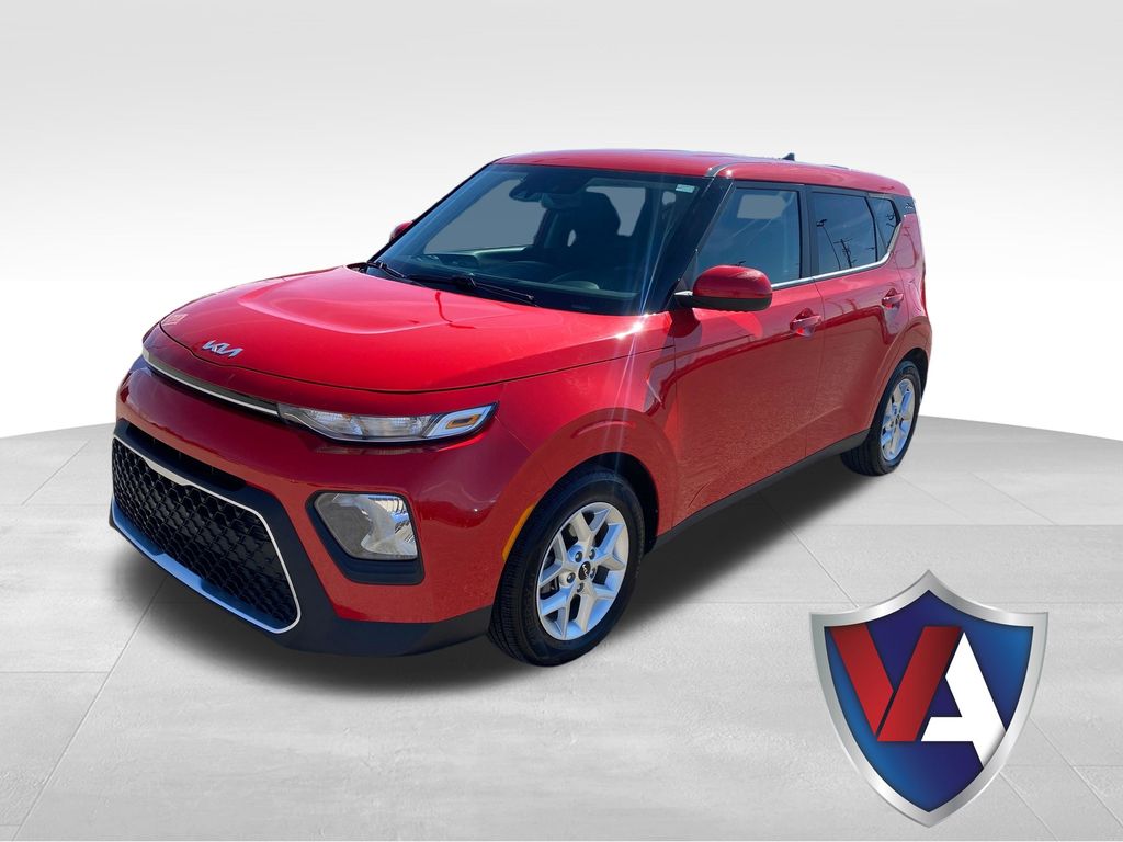 Inferno Red 2022 Kia Soul SUV / Crossover Front-Wheel Drive Continuously Variable Transmission