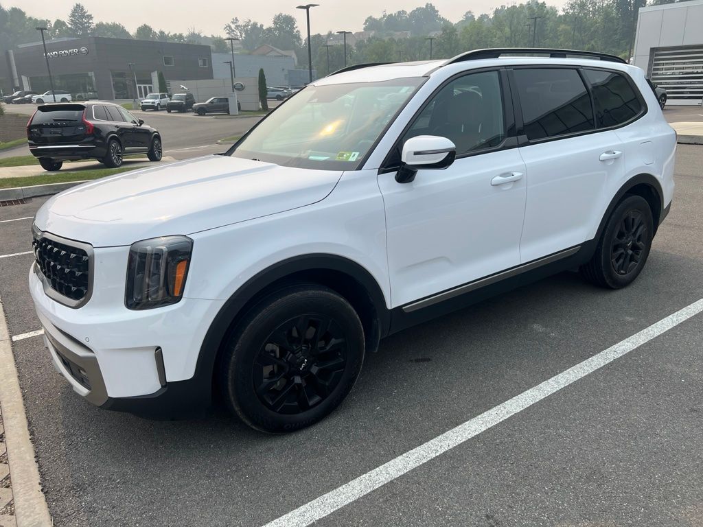 Used 2023 White Kia SX-Prestige X-Pro image 6