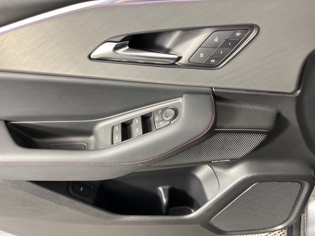 Thumbnail: 2024 Acura ZDX - 28