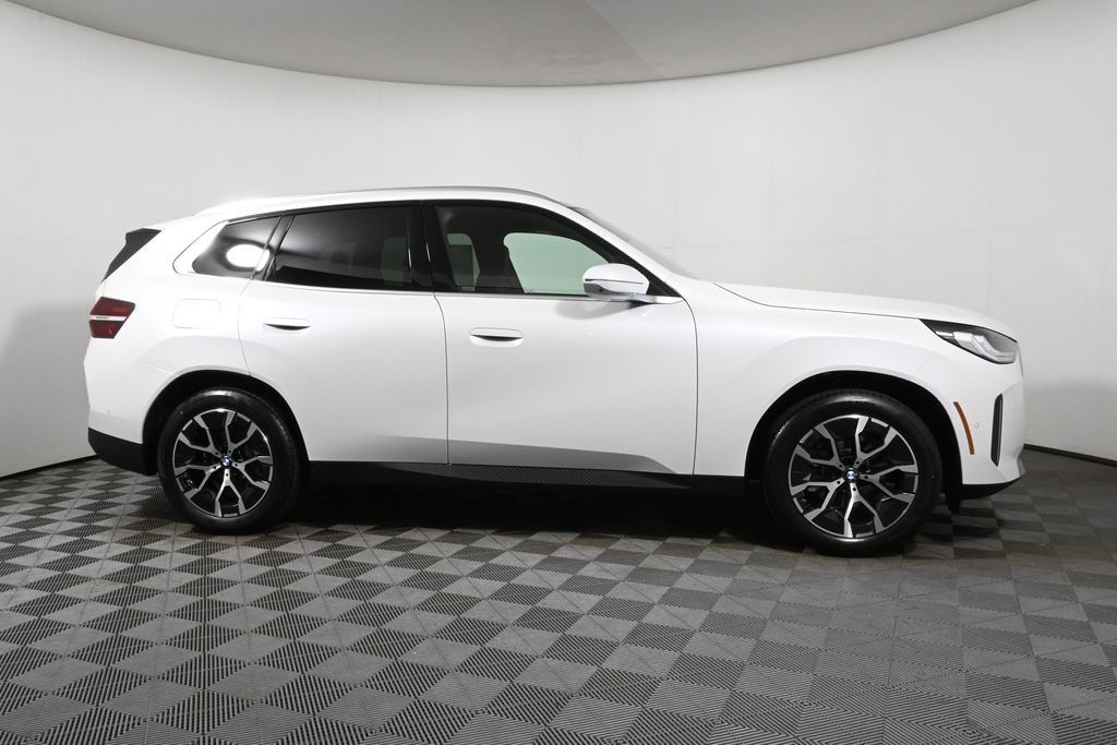 Thumbnail: 2026 BMW X3 - 8