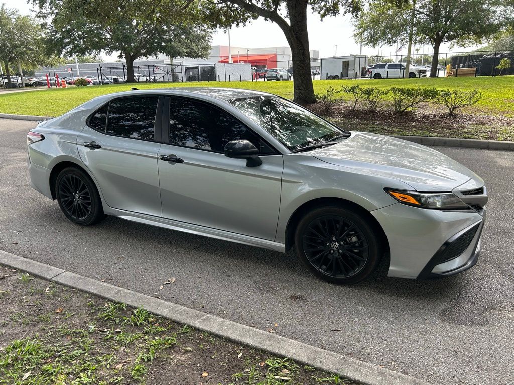 2021 Toyota Camry SE 7