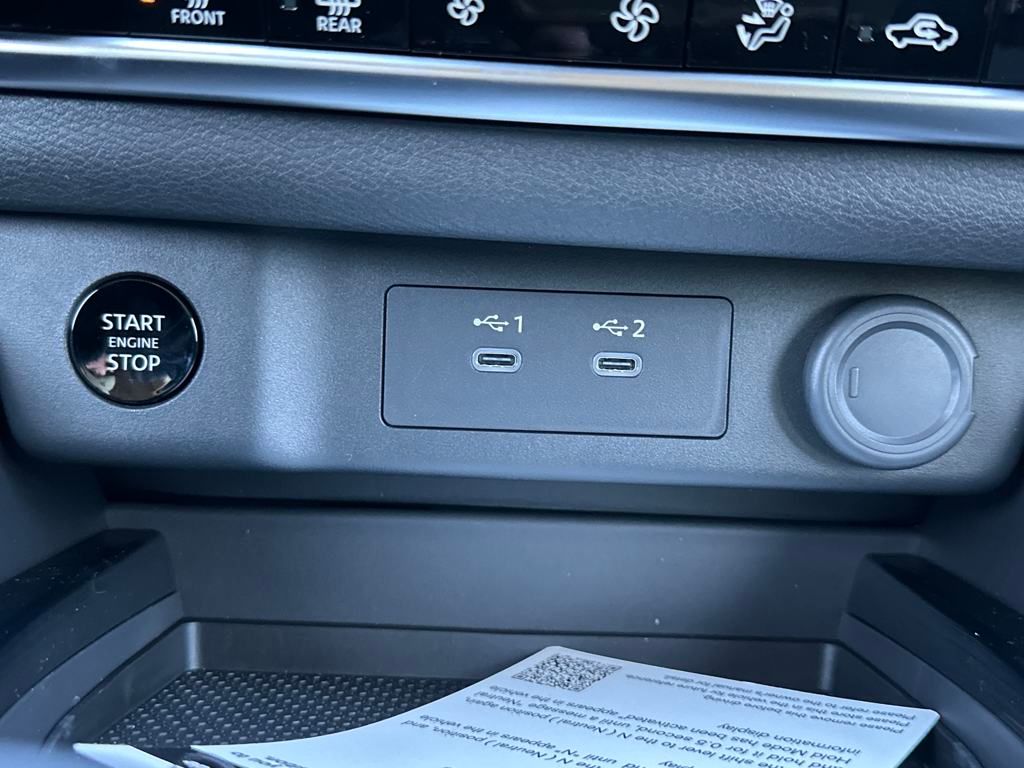 2025 Nissan Rogue SV photo
