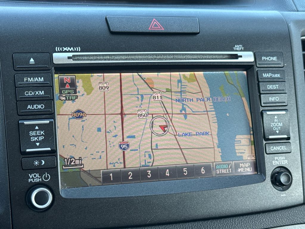 Used 2013  Honda EX-L image 20