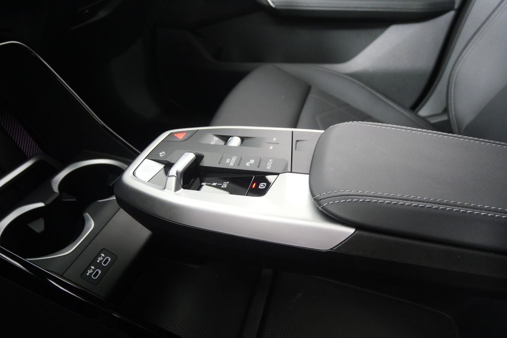 Thumbnail: 2023 BMW X1 - 27