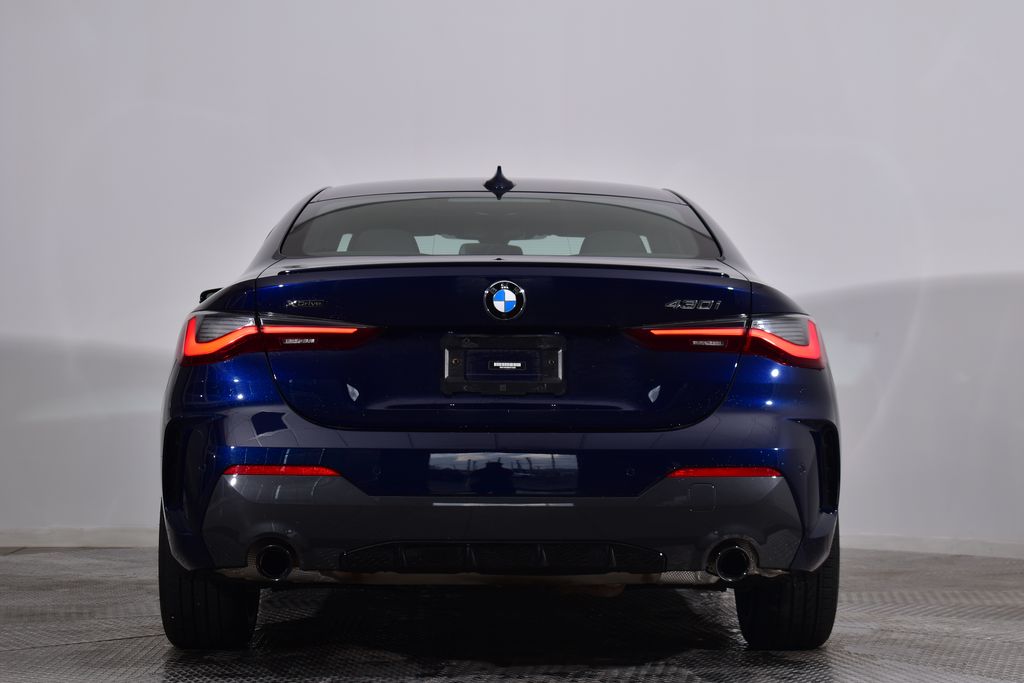 Thumbnail: 2022 BMW 4 Series - 4