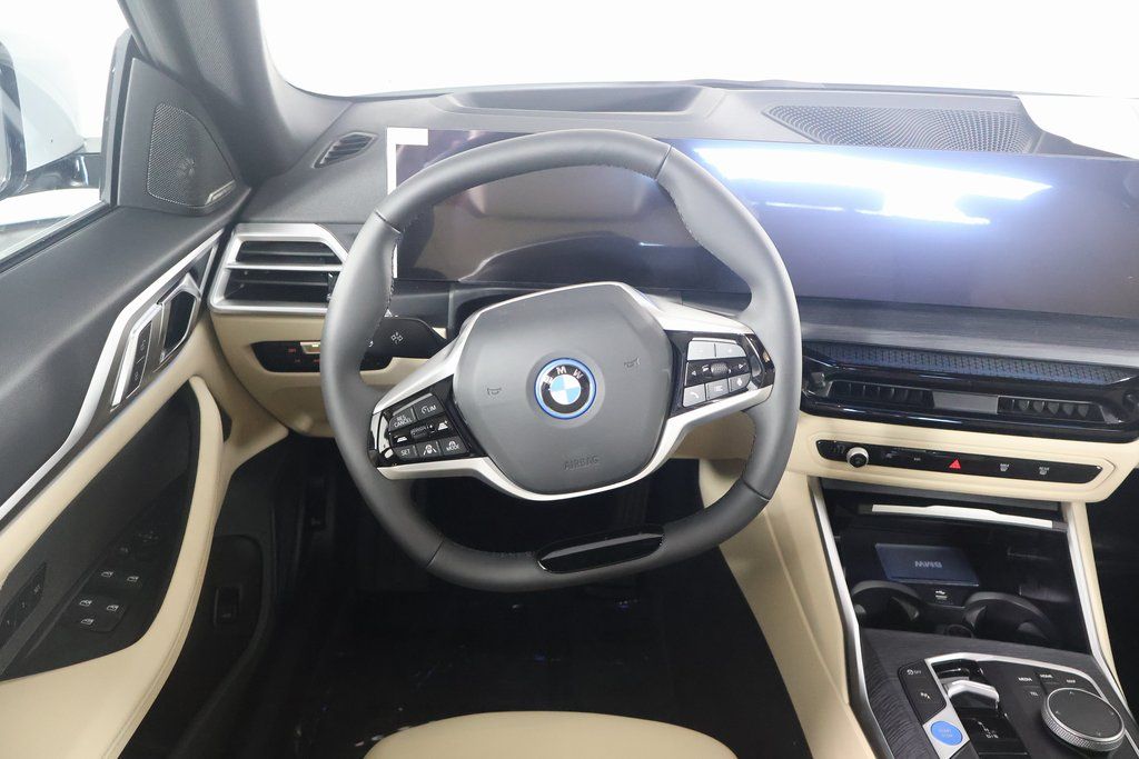 2025 BMW i4 eDrive40 3