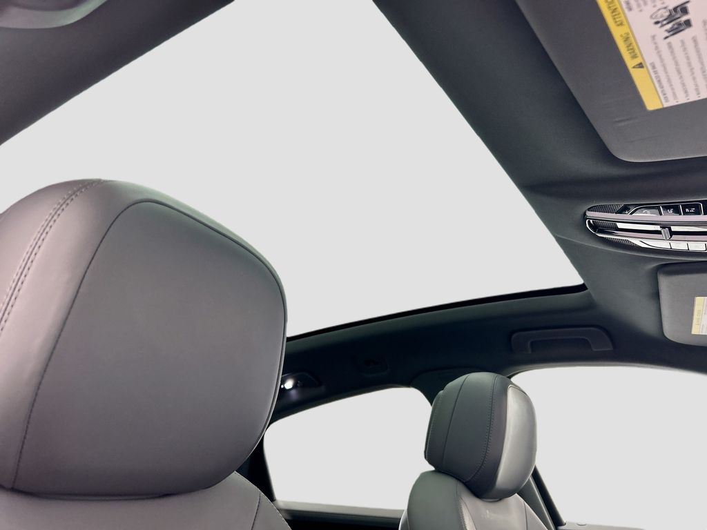 Thumbnail: 2022 Porsche  - 21