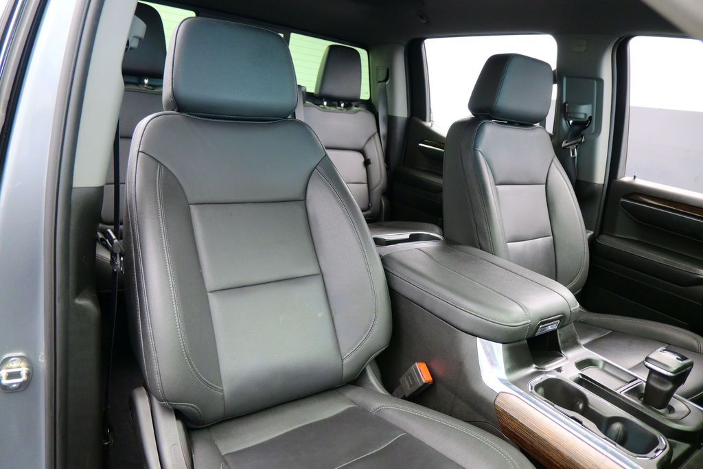 Used 2024 Sterling Metallic GMC Elevation image 53