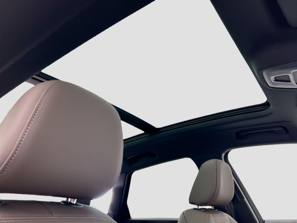 Thumbnail: 2025 Audi Q5 - 18