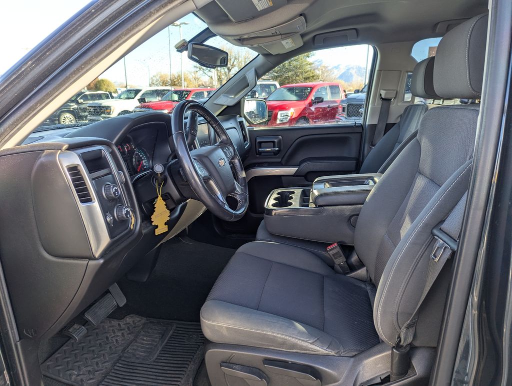 2018 Chevrolet Silverado 1500 LT 16