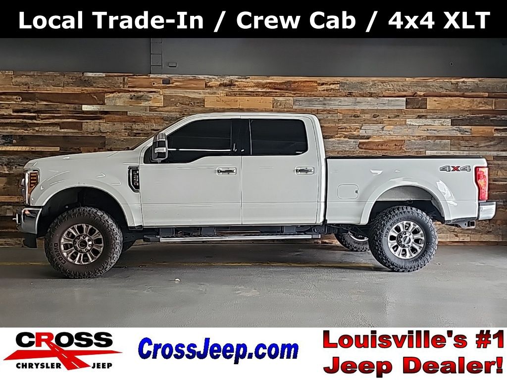 Oxford White 2019 Ford F-250 Super Duty XLT Crew Cab 4WD Pickup Truck Four-Wheel Drive 6-Speed Automatic