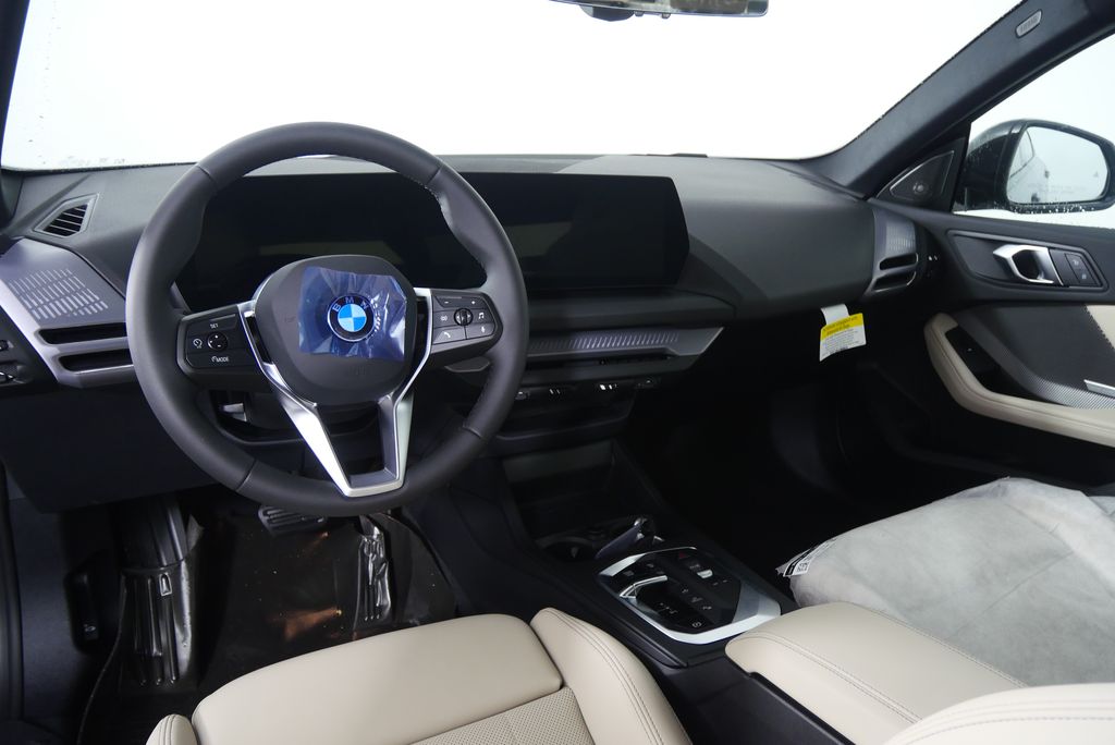 Thumbnail: 2026 BMW 2 Series - 18