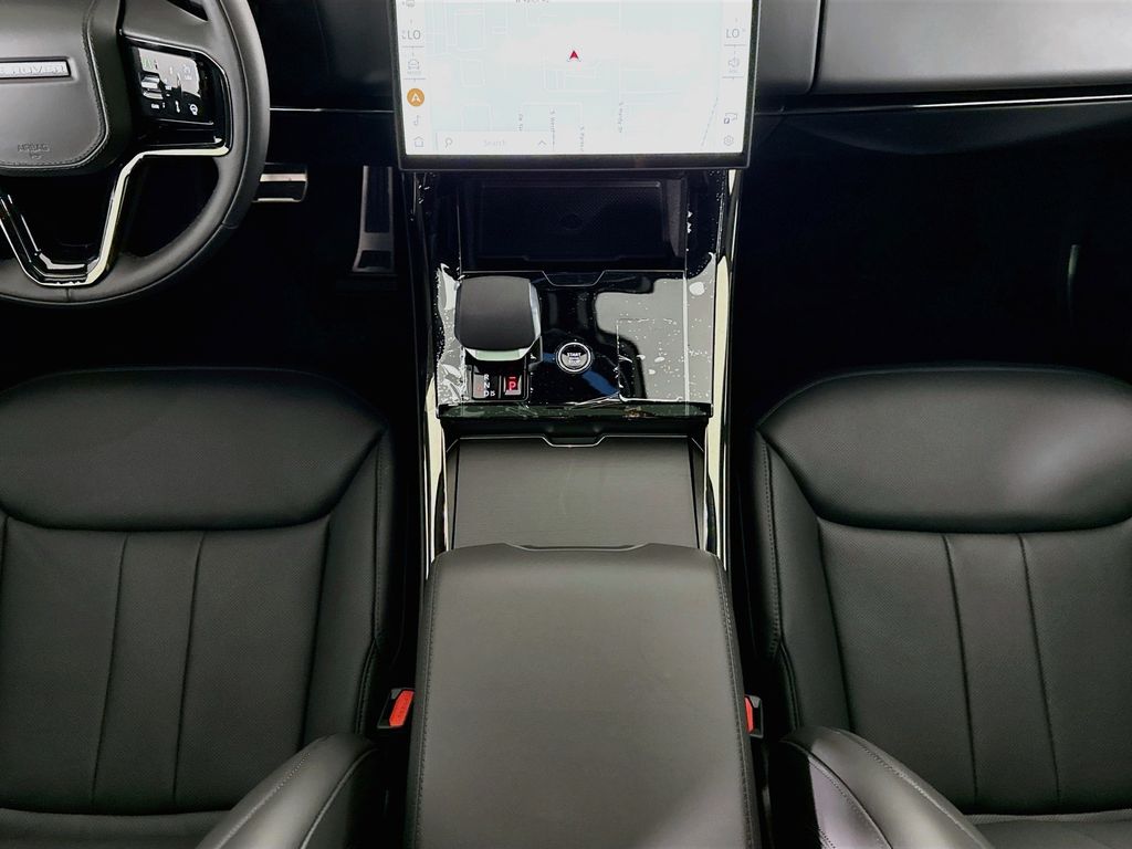 Thumbnail: 2026 Land Rover Range Rover Sport - 18