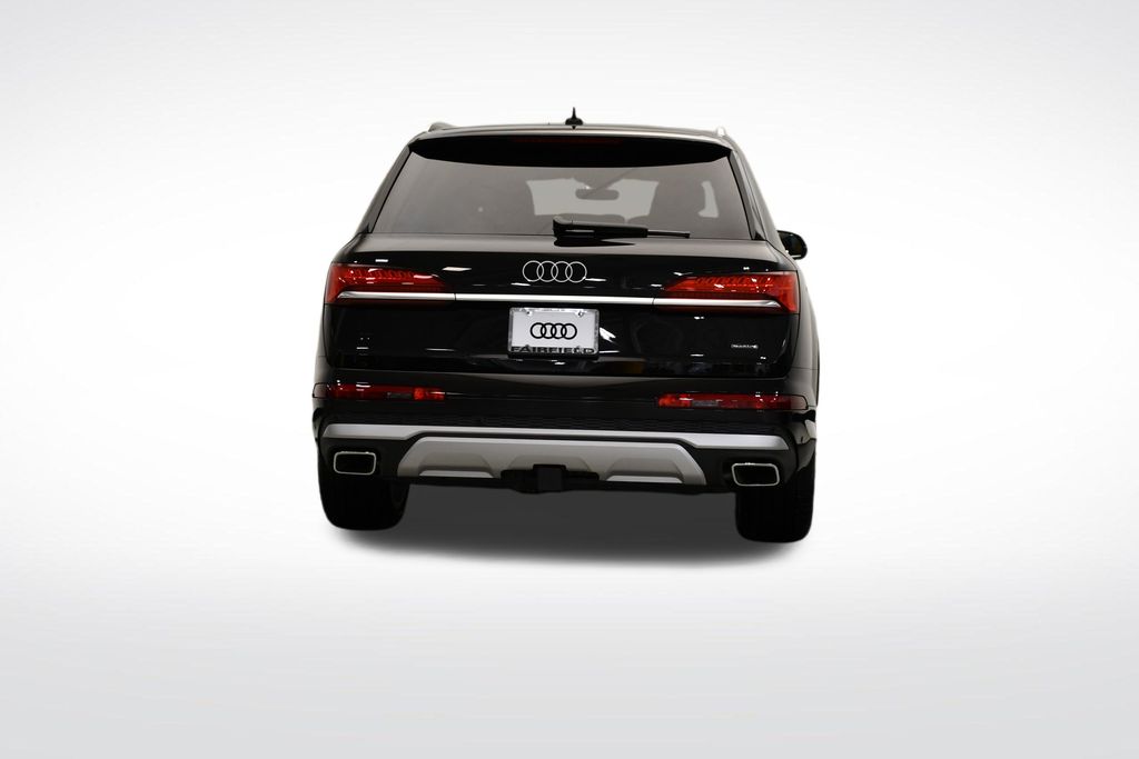 Thumbnail: 2025 Audi Q7 - 4