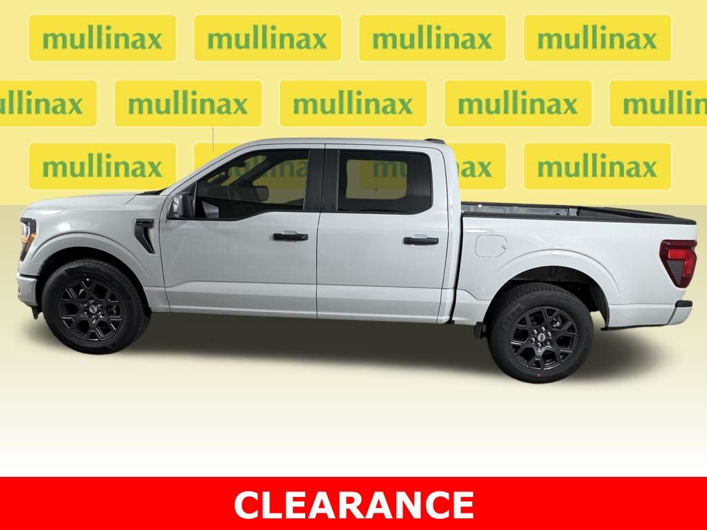 View vehicle photo 2