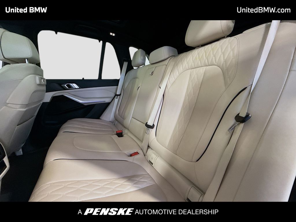 Thumbnail: 2023 BMW X5 - 13