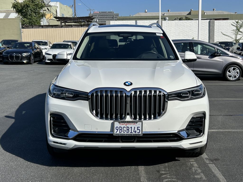 2022 BMW X7 xDrive40i 8