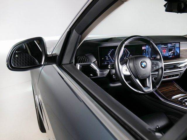 2023 BMW X7 40i - Photo 28
