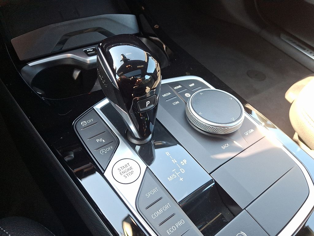 Thumbnail: 2024 BMW 2 Series - 16