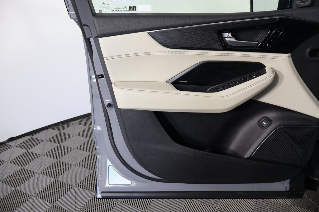 Thumbnail: 2026 Acura MDX - 7