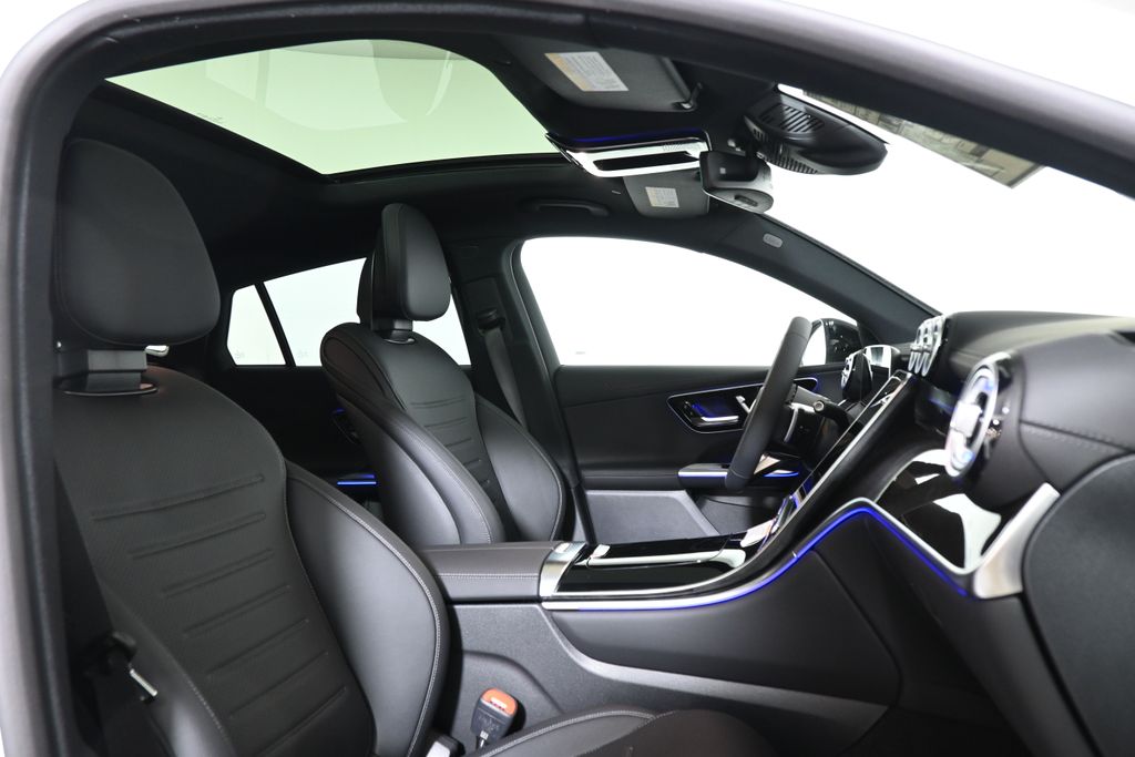 Thumbnail: 2026 Mercedes-Benz GLC - 21