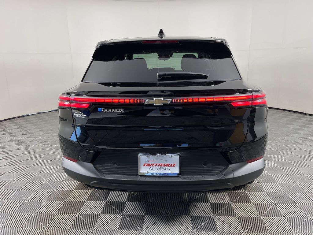 Thumbnail: 2026 Chevrolet Equinox - 4