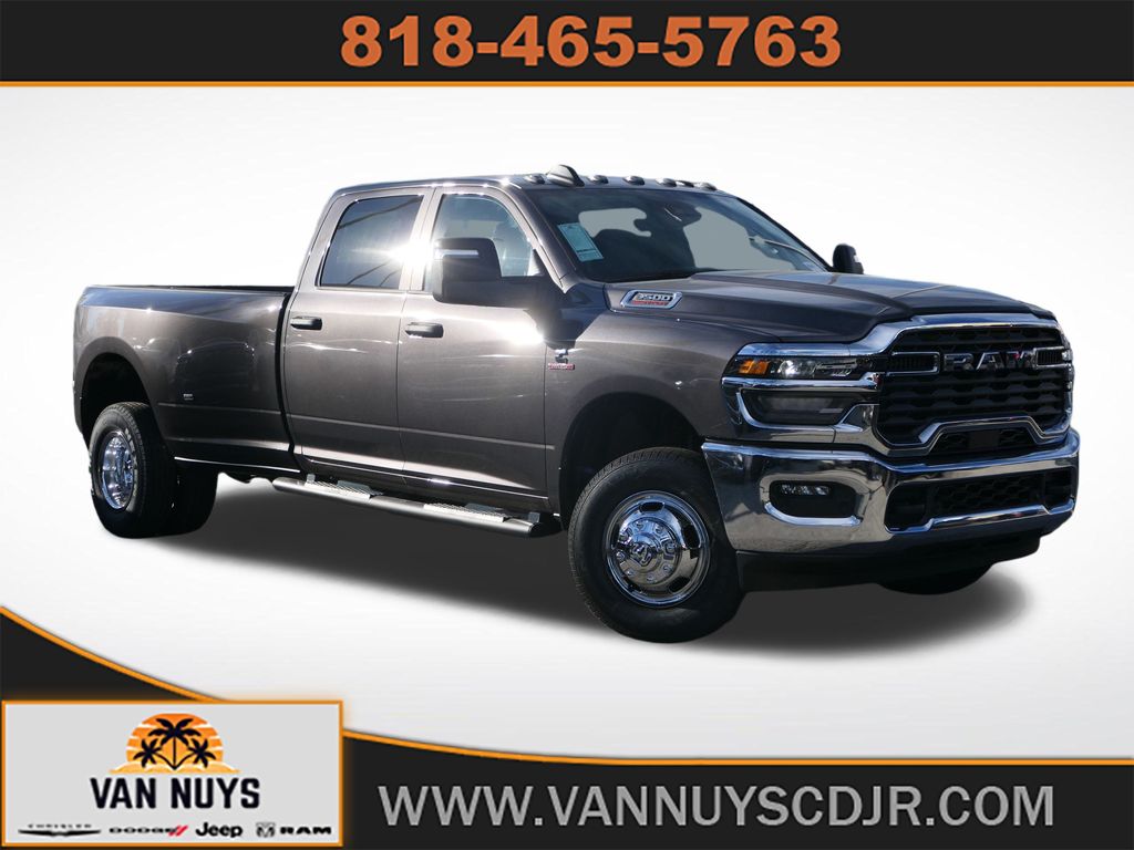 2026 RAM 3500 Tradesman Crew Cab LB DRW 4WD