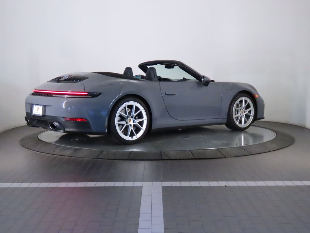 Thumbnail: 2025 Porsche 911 - 15