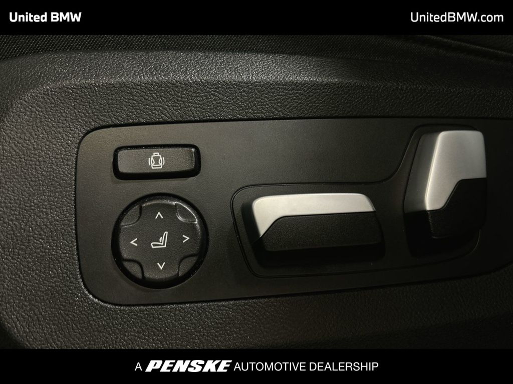 Thumbnail: 2021 BMW X5 - 12