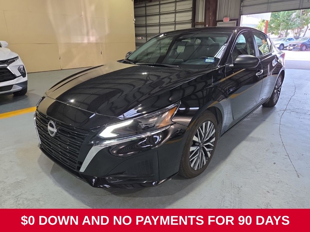Black 2025 Nissan Altima Sedan Front-Wheel Drive Continuously Variable Transmission