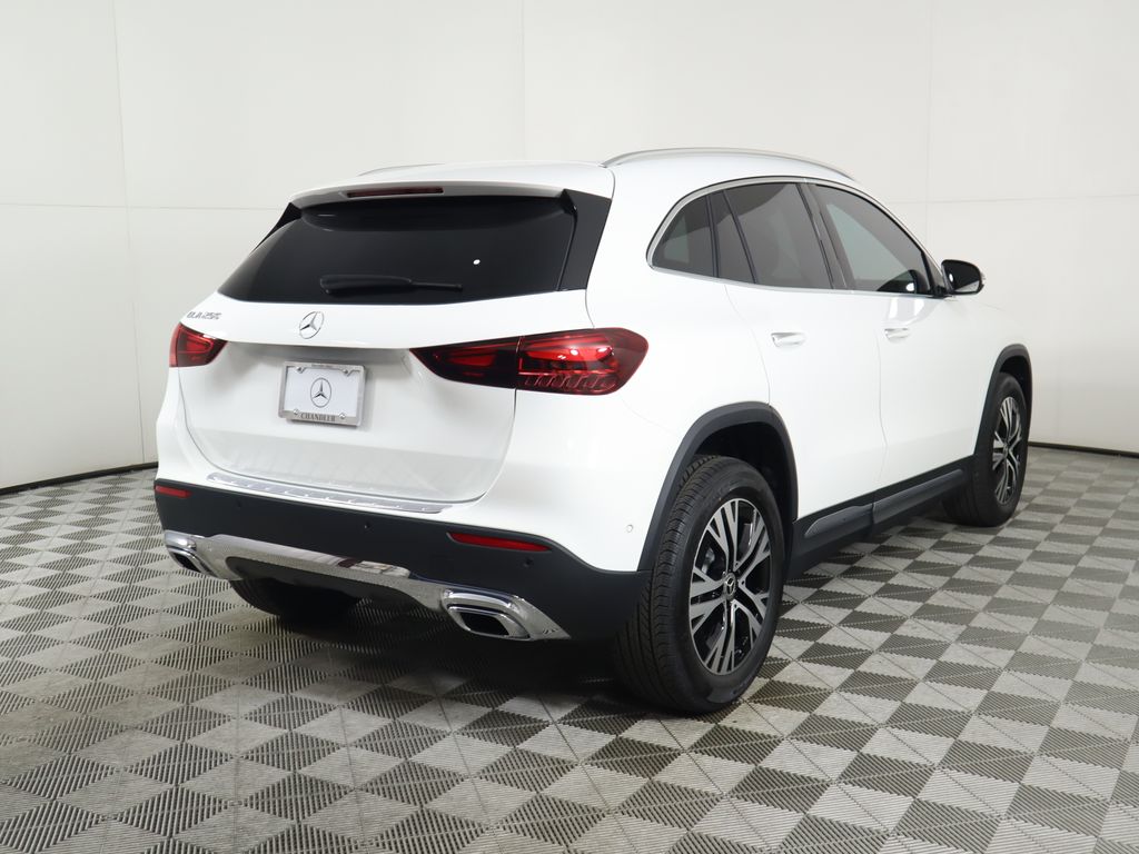 2025 Mercedes-Benz GLA 250 5