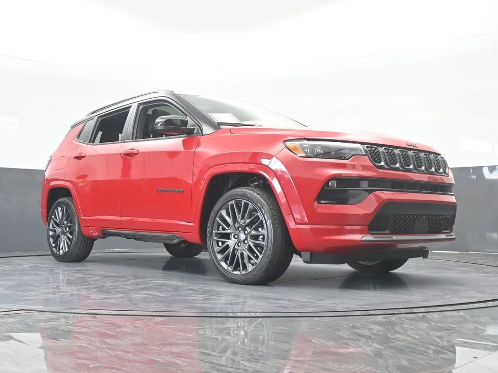 Used 2023 Redline Pearlcoat Jeep High Altitude image 61