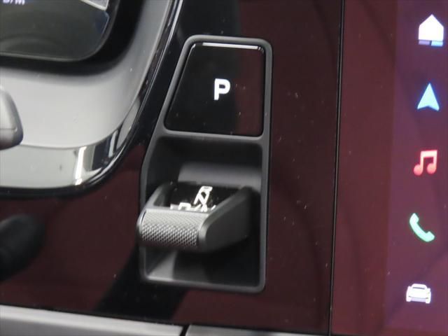 Thumbnail: 2026 Porsche Panamera - 24