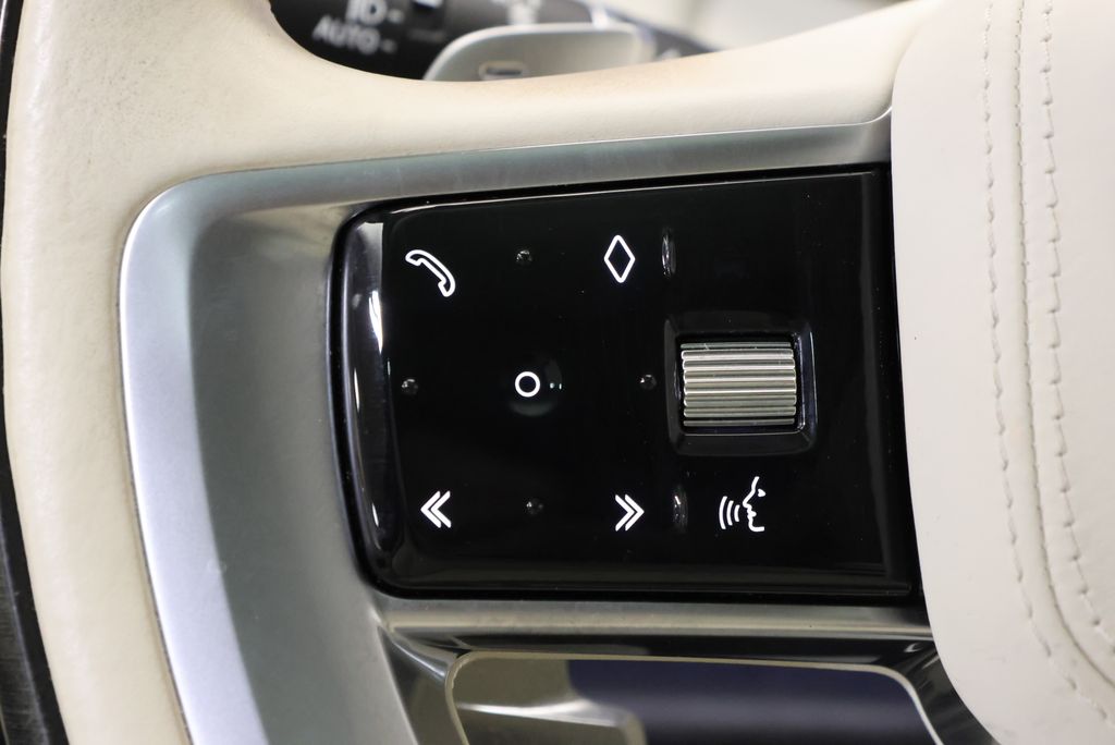 Thumbnail: 2023 Land Rover Range Rover - 18