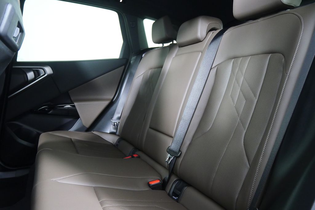 Thumbnail: 2026 BMW X3 - 15