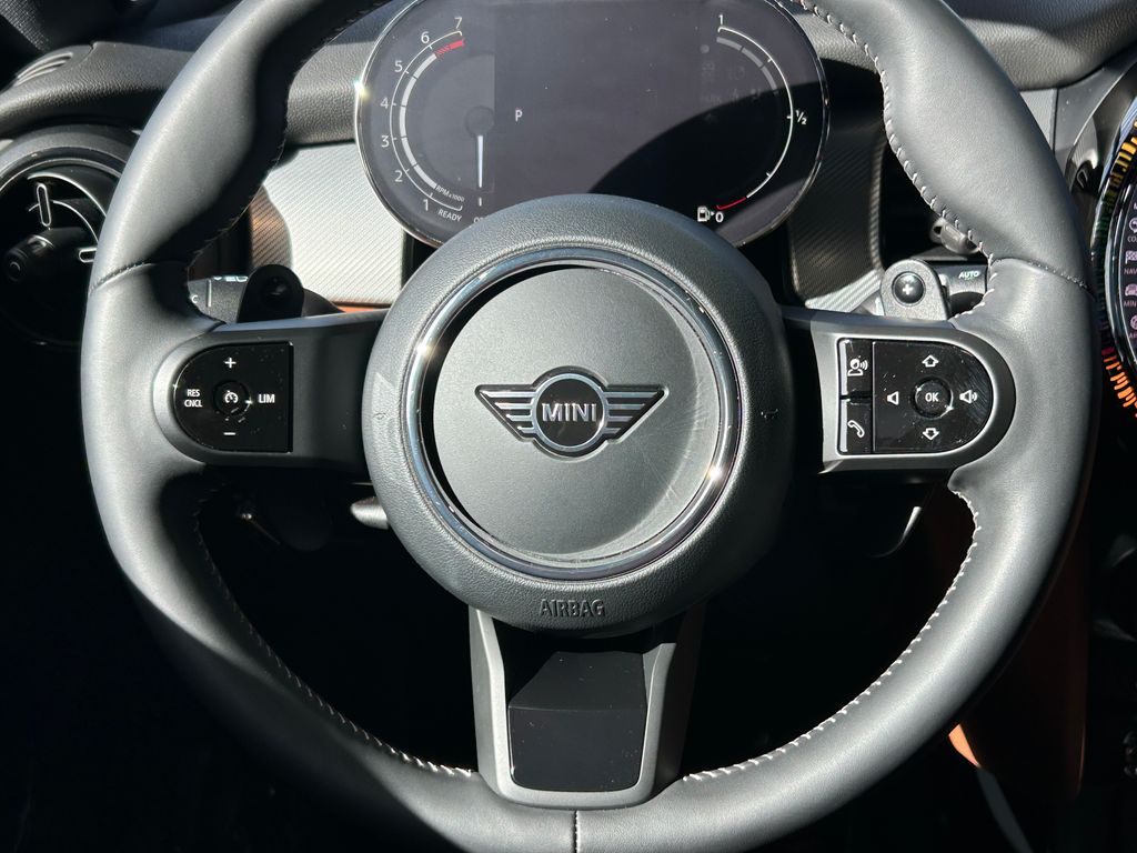 Thumbnail: 2023 MINI Cooper - 18