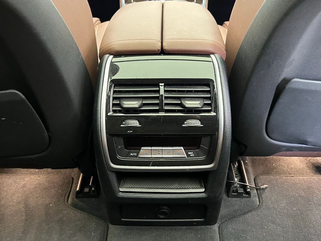 Thumbnail: 2023 BMW X5 - 9