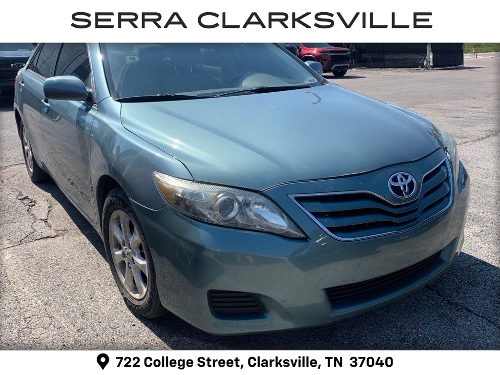 2010 Toyota Camry Verde Sedán Tracción delantera 6 velocidades Manual marcha alta