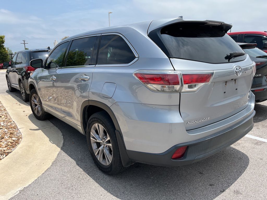 2016 Toyota Highlander Plus 4