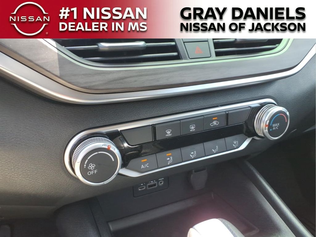 New 2026 Nissan Altima Sedan